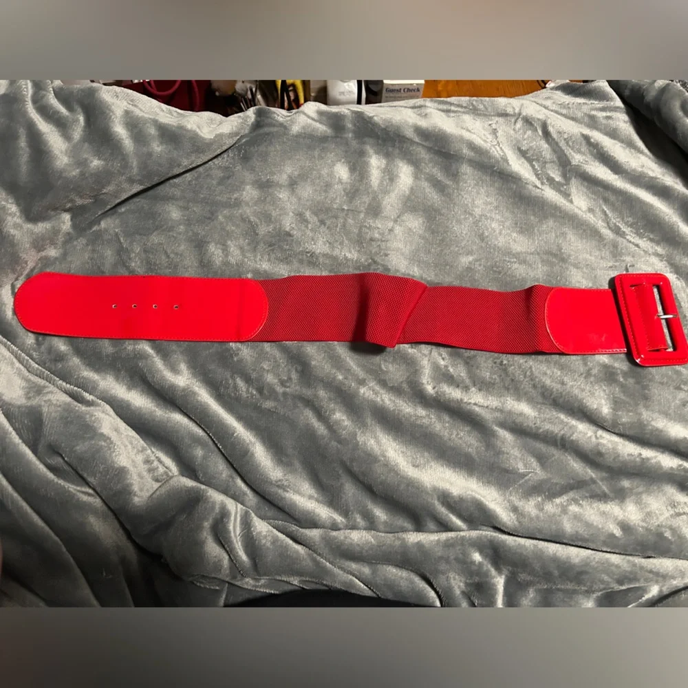 Red and Black Corset Belt Set - Picture 2 of 8
